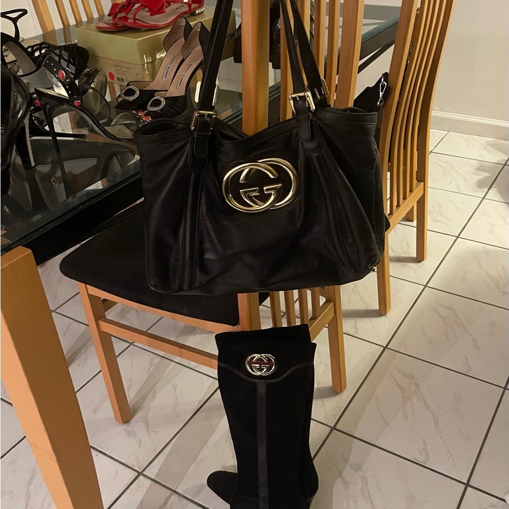 Gucci medium shoulder bag